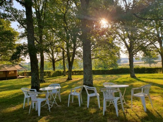 Glamping Les Arbres, Luxe Safaritent Met Zwembad Cronat Exterior photo